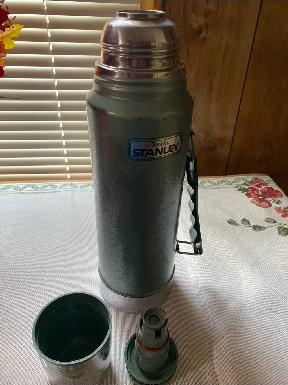 Vintage Stanley Green Textured Vacuum Bottle with Silver Cap - Picture 6 of 6